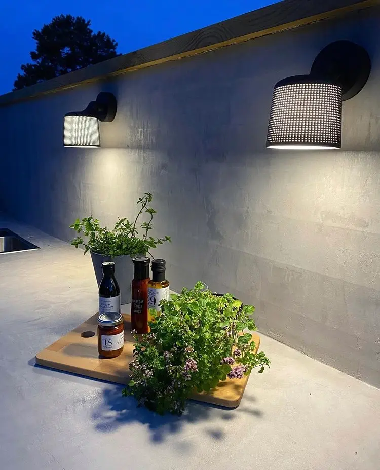 Mikrosement og Microquarts utebenk